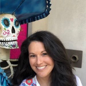 Meet your Posher, Sharon